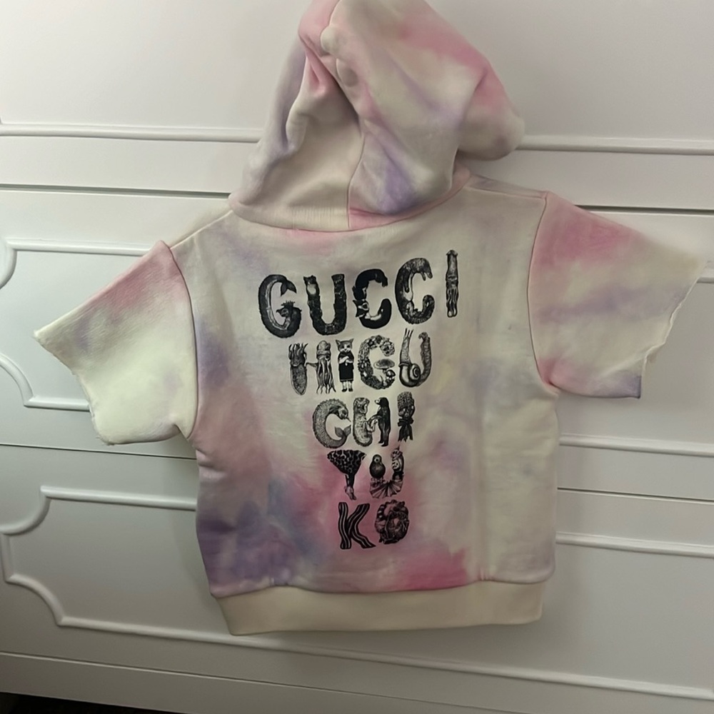 Authentic New Gucci sweater